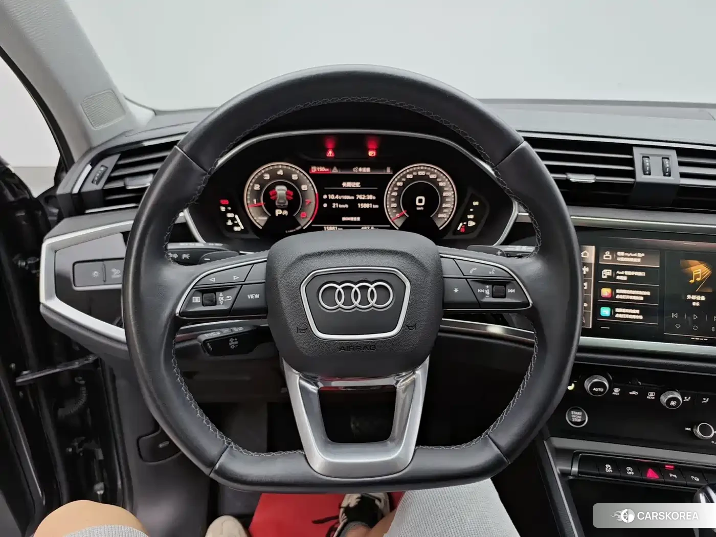 Audi Q3 2023 Silver/gray из Китая, фото 5