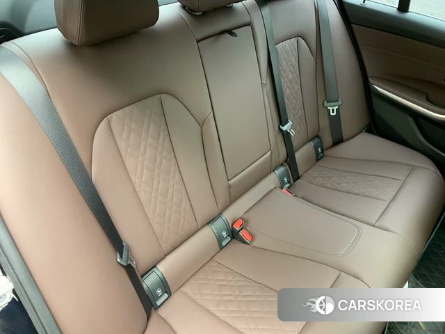 BMW 3 series 2024 Черный из Китая, фото 5