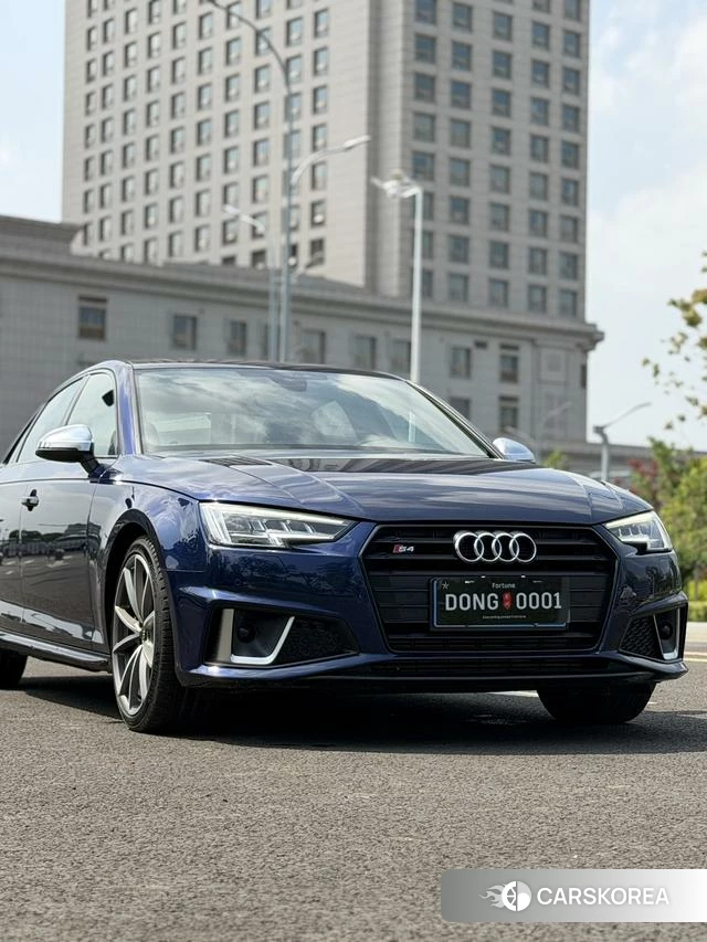 Audi S4 2019 Синий из Китая, фото 5