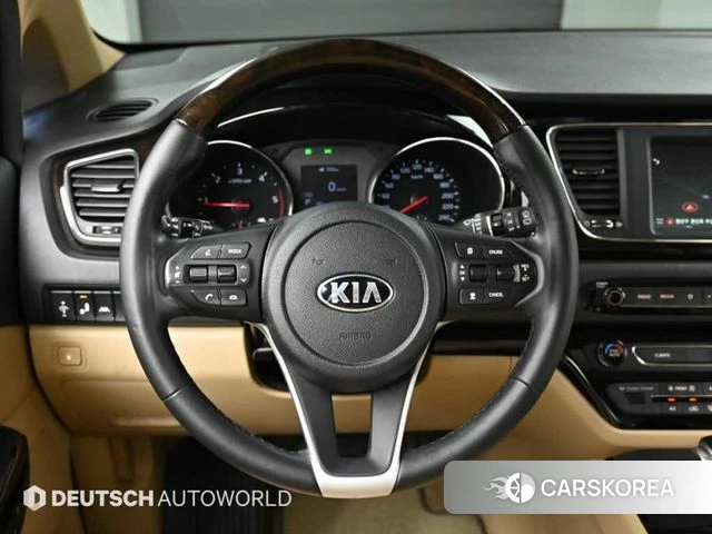 Kia The New Carnival 2019 Белый из Кореи, фото 5