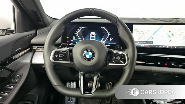 BMW 5 Series (G60) 2024 Белый из Кореи, фото 5