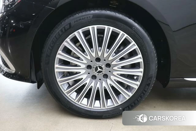 Mercedes-Benz E-class id 3919584 из Китая 5