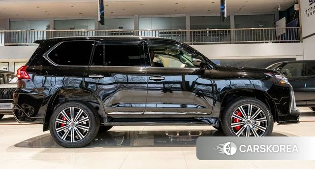 Lexus LX 2022 Черный из Китая, фото 5