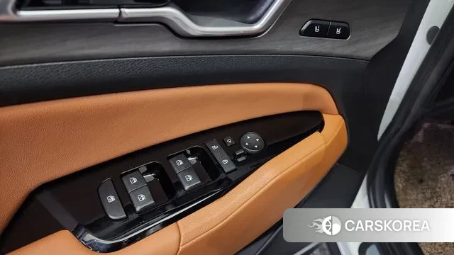 Kia Sportage 5th Generation 2023 Белый из Кореи, фото 5