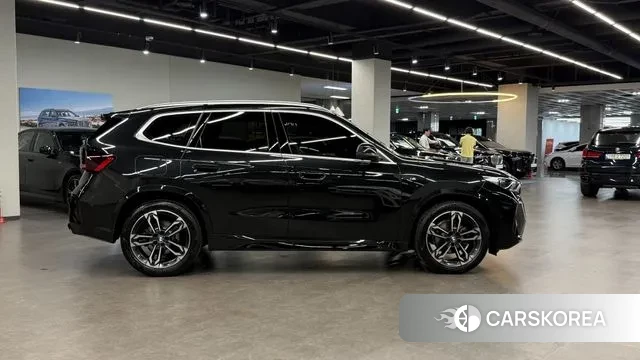 BMW X1 (U11) 2023 Черный из Кореи, фото 5