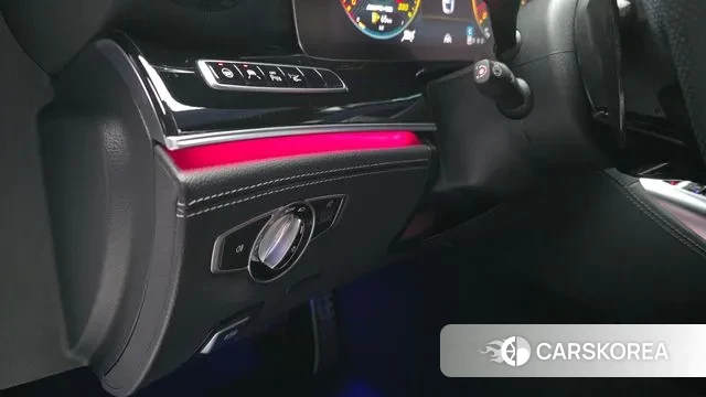 Mercedes-Benz AMG GT 2019 Белый из Кореи, фото 5