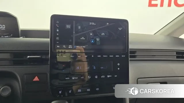 Hyundai Staria 2023 Белый из Кореи, фото 5