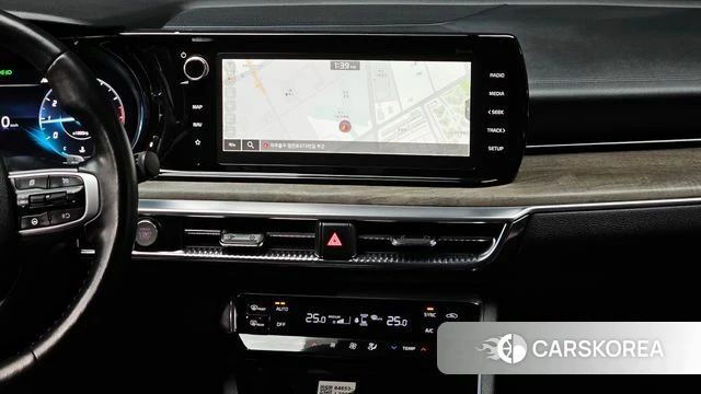 Kia K5 3rd generation 2023 Черный из Кореи, фото 5