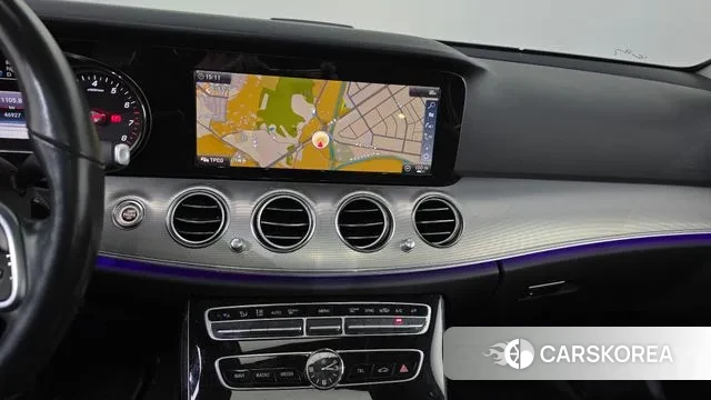 Mercedes-Benz E-Class W213 2018 Черный из Кореи, фото 5