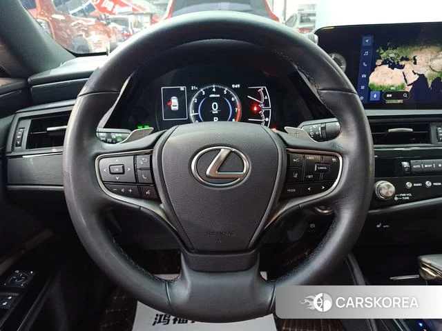 Lexus ES 2023 Шампань из Китая, фото 5