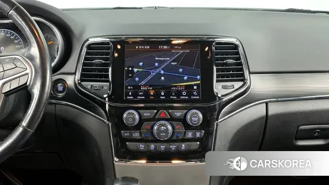 Jeep Grand Cherokee 2021 Серебряный из Кореи, фото 5