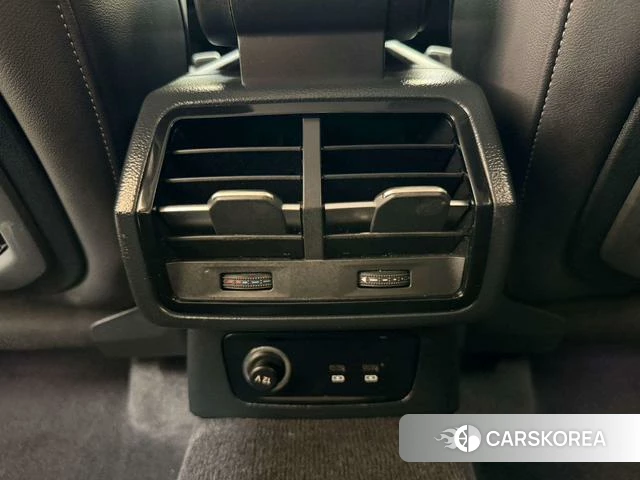 Audi Q3 2023 Белый из Китая, фото 5