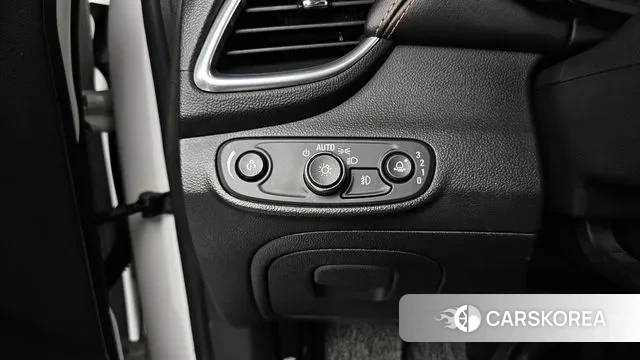 Chevrolet (GM Daewoo) The New Trax 2020 Белый из Кореи, фото 5