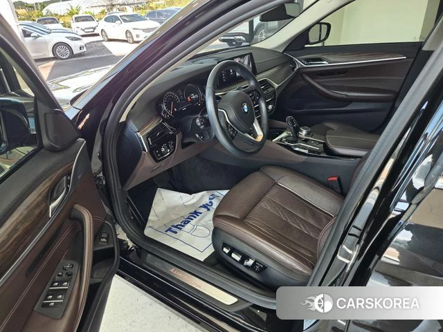 BMW 5 Series (G30) 2018 Черный из Кореи, фото 5