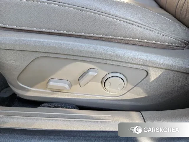 Kia K8 Hybrid 2021 Серебряный из Кореи, фото 5