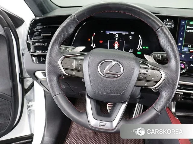 Lexus RX500h 5th generation 2024 Белый из Кореи, фото 5