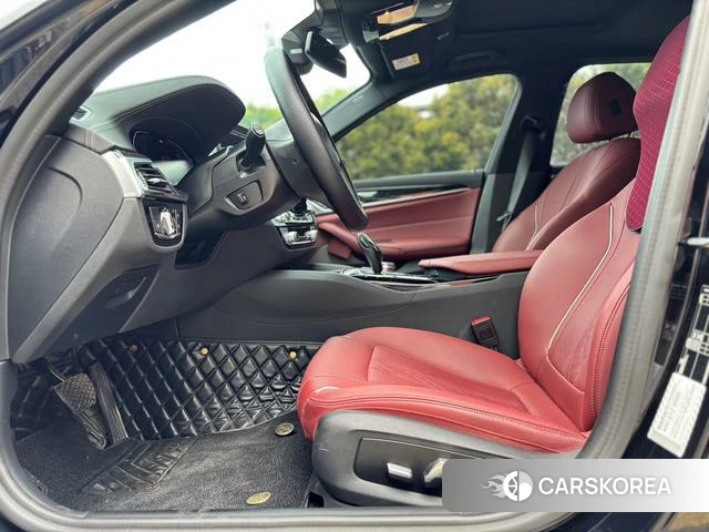 BMW 5 series 2022 Черный из Китая, фото 5