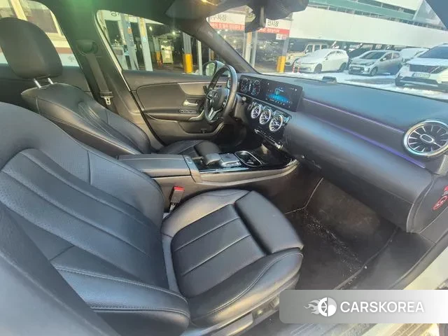 Mercedes-Benz A-Class W177 2021 Белый из Кореи, фото 5