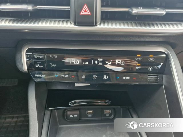 Kia K5 3rd generation 2022 Серый из Кореи, фото 5