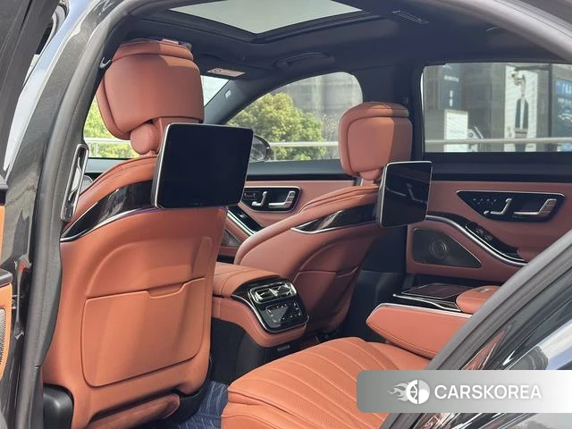 Mercedes-Benz S-class 2021 Темно-серый из Китая, фото 5