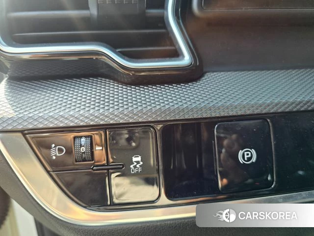 Kia Sportage 5th Generation 2021 Белый из Кореи, фото 5