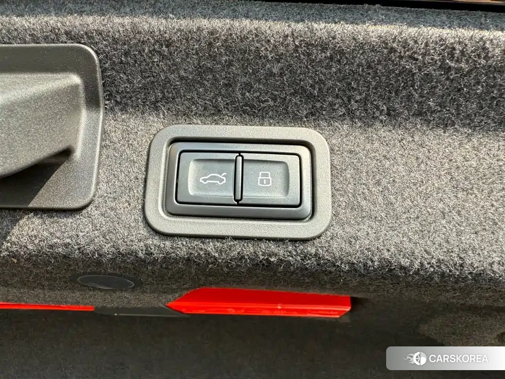 Audi A6L 2025 Черный из Китая, фото 5