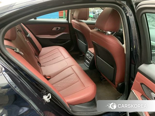 BMW 3 series 2022 Черный из Китая, фото 5