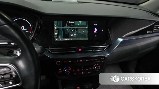Kia Niro Plus 2022 Белый из Кореи, фото 5