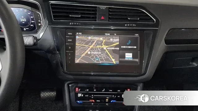 Volkswagen Tiguan second Generation 2024 Белый из Кореи, фото 5