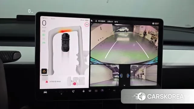 Tesla Model Y 2023 Черный из Кореи, фото 5