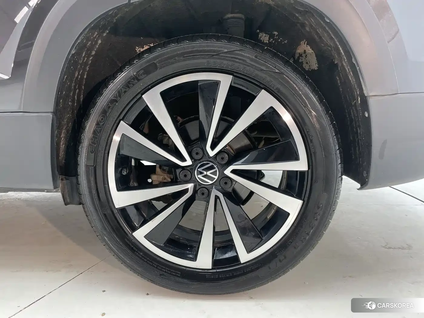 Volkswagen Tharu 2022 Silver/gray из Китая, фото 5