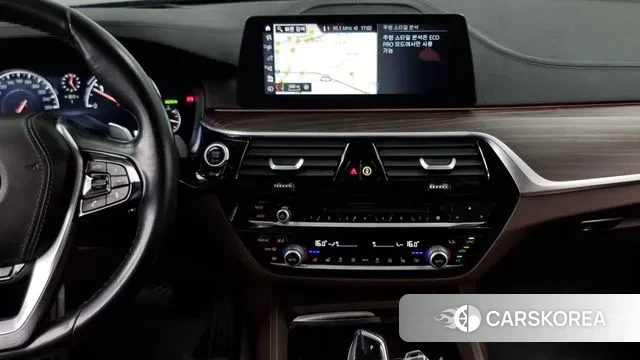 BMW 5 Series (G30) 2018 Серый из Кореи, фото 5