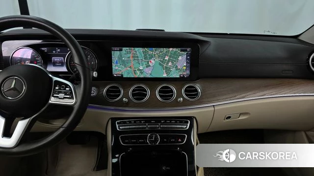 Mercedes-Benz E-Class W213 2019 Белый из Кореи, фото 5