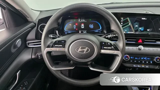 Hyundai The New Avante (CN7) 2023 Белый из Кореи, фото 5