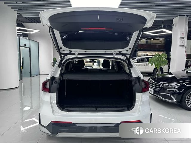 BMW X1 2023 Белый из Китая, фото 5