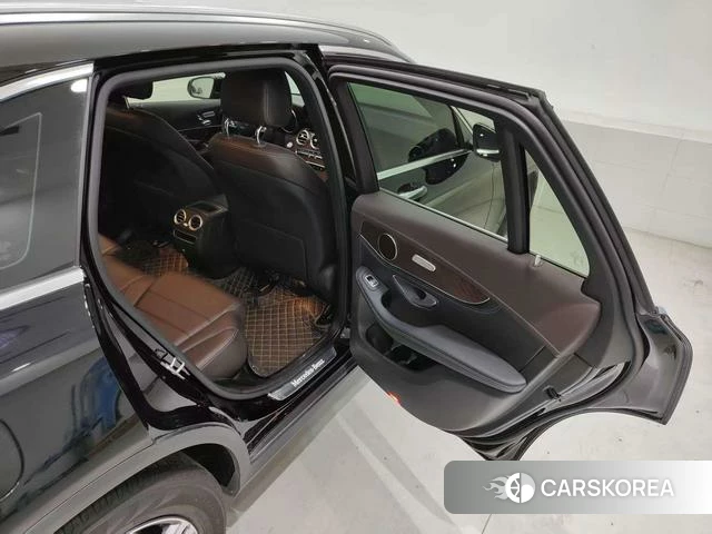 Mercedes-Benz GLC 2020 Черный из Китая, фото 5
