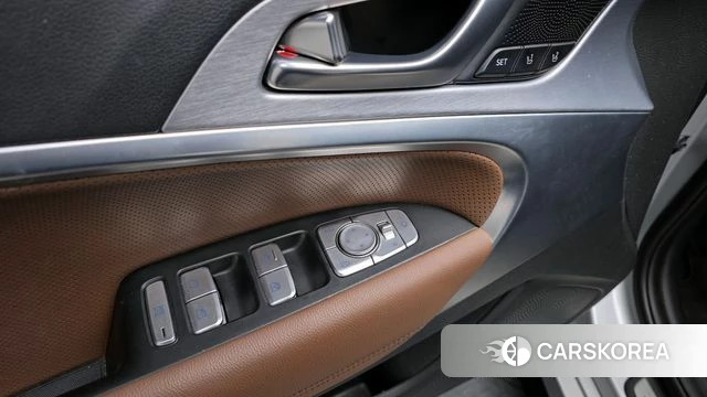 Genesis G70 2019 Серебристо-серый из Кореи, фото 5