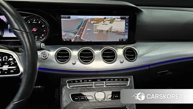 Mercedes-Benz E-Class W213 2020 Белый из Кореи, фото 5