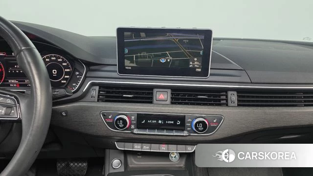 Audi A4 (B9) 2018 Белый из Кореи, фото 5