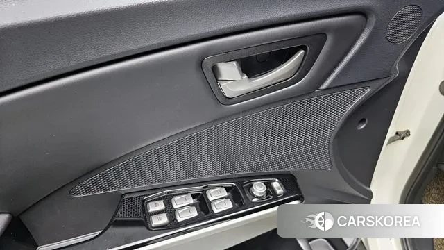 Ssangyong Tivoli Armor 2019 Белый из Кореи, фото 5