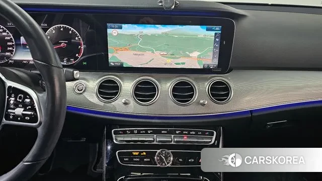 Mercedes-Benz E-Class W213 2020 Серый из Кореи, фото 5