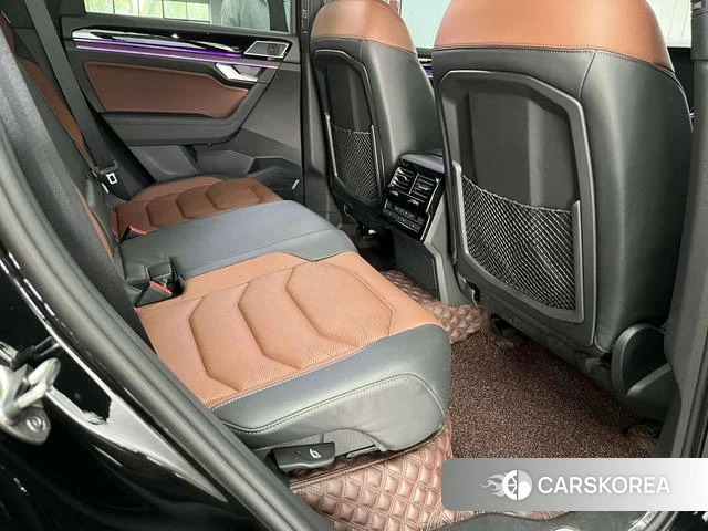 Volkswagen Touareg 2022 Черный из Китая, фото 5