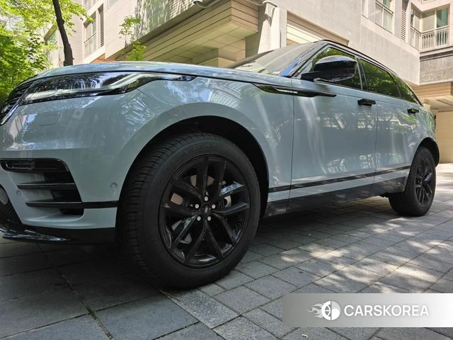 Land Rover Range Rover Velar 2025 Светло-серебряный цвет из Кореи, фото 5