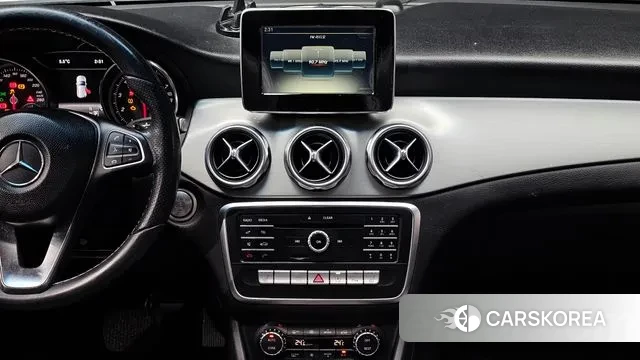 Mercedes-Benz GLA-Class X156 2018 Белый из Кореи, фото 5