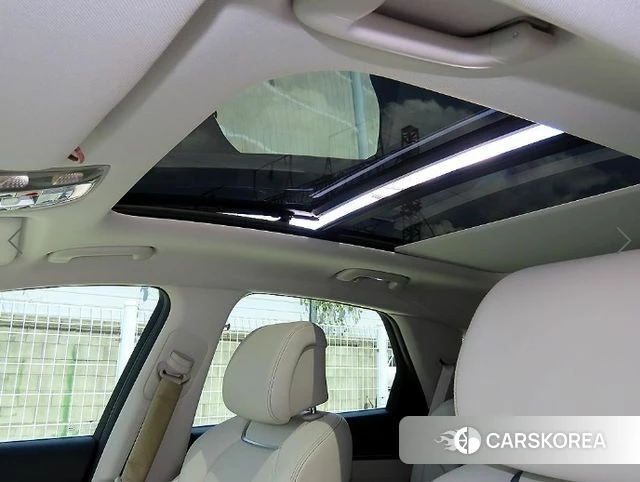 Genesis GV70 2023 Белый из Кореи, фото 5