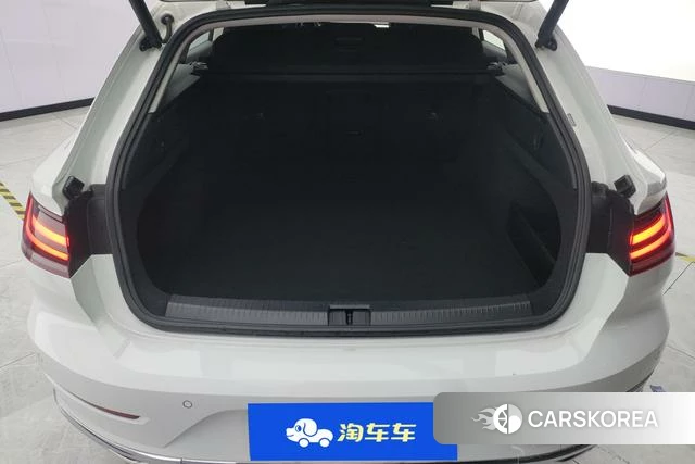 Volkswagen CC 2024 Белый из Китая, фото 5
