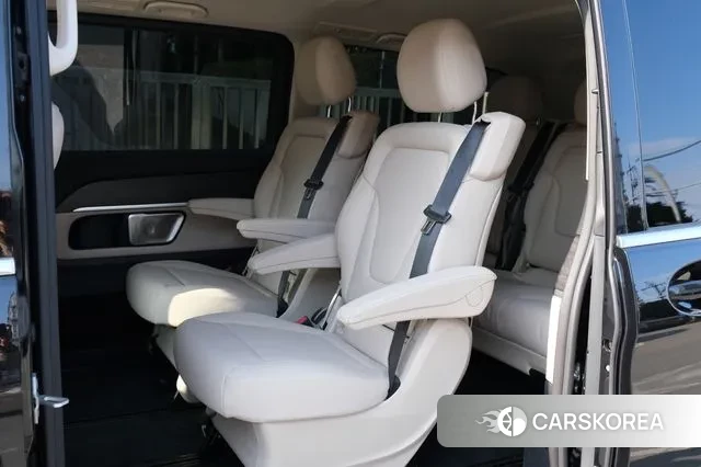 Mercedes-Benz V-Class 2025 Черный из Кореи, фото 5