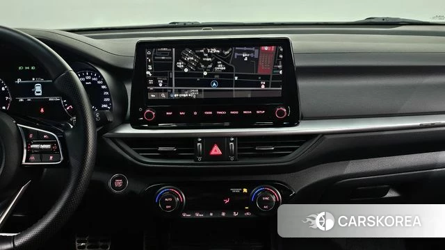 Kia The New K3 2nd generation 2023 Черный из Кореи, фото 5
