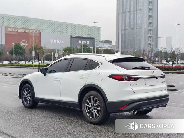 Mazda CX-4 2022 Белый из Китая, фото 5