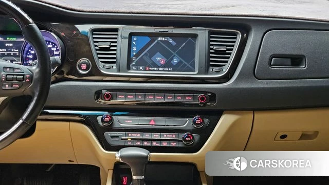 Kia The New Carnival 2018 Черный из Кореи, фото 5